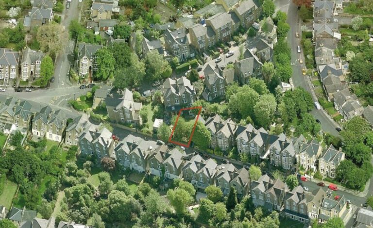 rear of 6 tressillian crescent se4