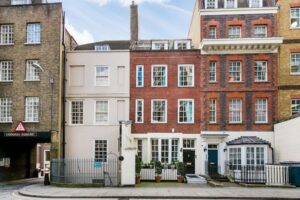 5 pemberton row ec4a 3ba